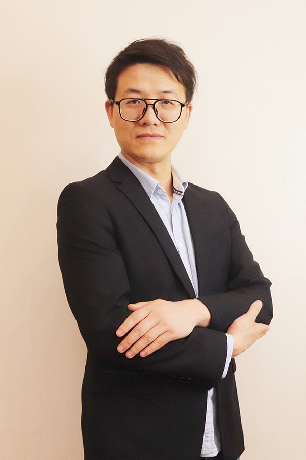 城固李林科 本科学历,毕业于西安石油大学