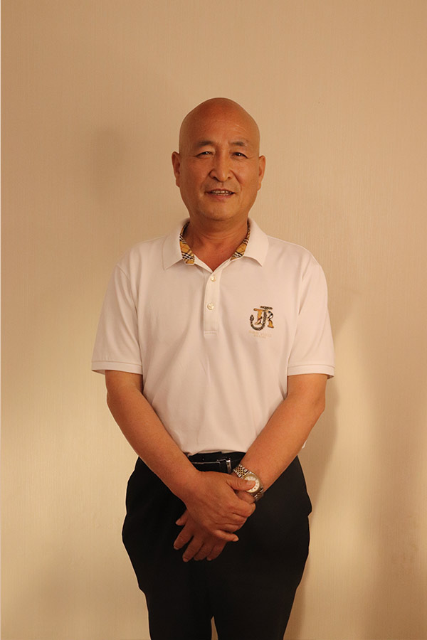 城固杨养民 本科学历，毕业于陕西师范大学